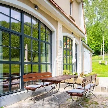 Atelier 29: Am Fusse Des Valtenberges